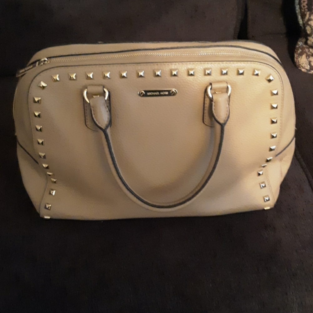 Micheal Kors leather handbag